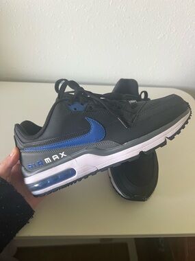 Nike Black AIR MAX LTD 3 Men's Sneaker with Blue Insole Accent NWOT